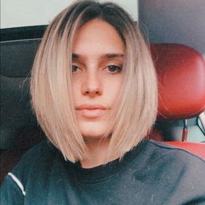 Meet your Posher, Cecile